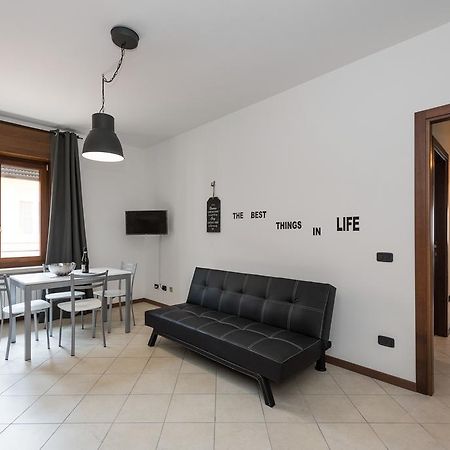 Ortaglia Apartment Torri Del Benaco Luaran gambar