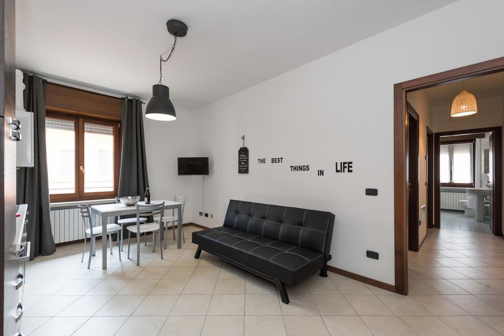 Ortaglia Apartment Torri Del Benaco Luaran gambar