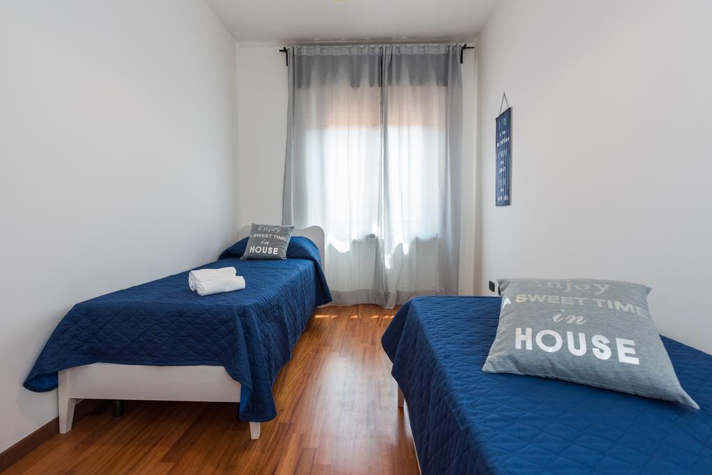 Ortaglia Apartment Torri Del Benaco Luaran gambar